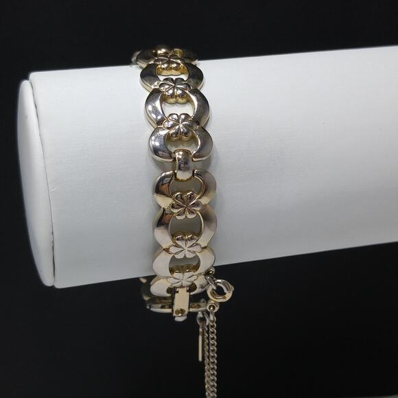 Vintage Monet Gold Tone Floral Link Bracelet with Safety Chain 1970s - Picture 3 of 10